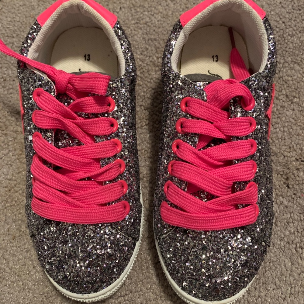Fabkids tennis shoe silver glitter size 13 nwot